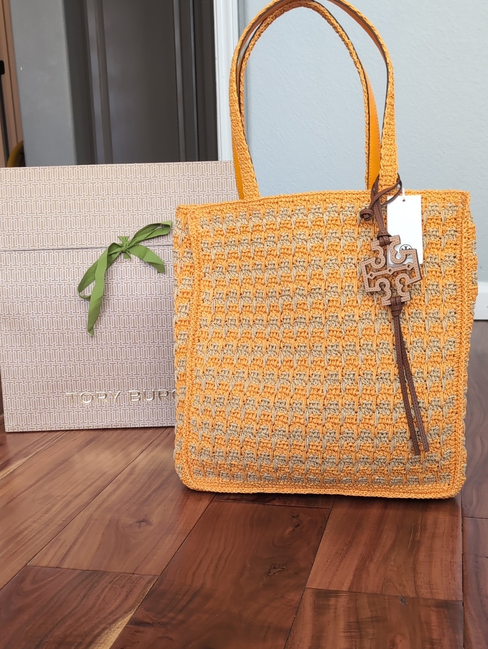 Tory Burch Raffia Bright 855 Straw Tote Leather Trim + Tassel + Gift Bag Nwt ❤️